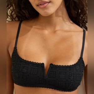 NWOT Aerie Show Off High Tide Lace Bralette in Black